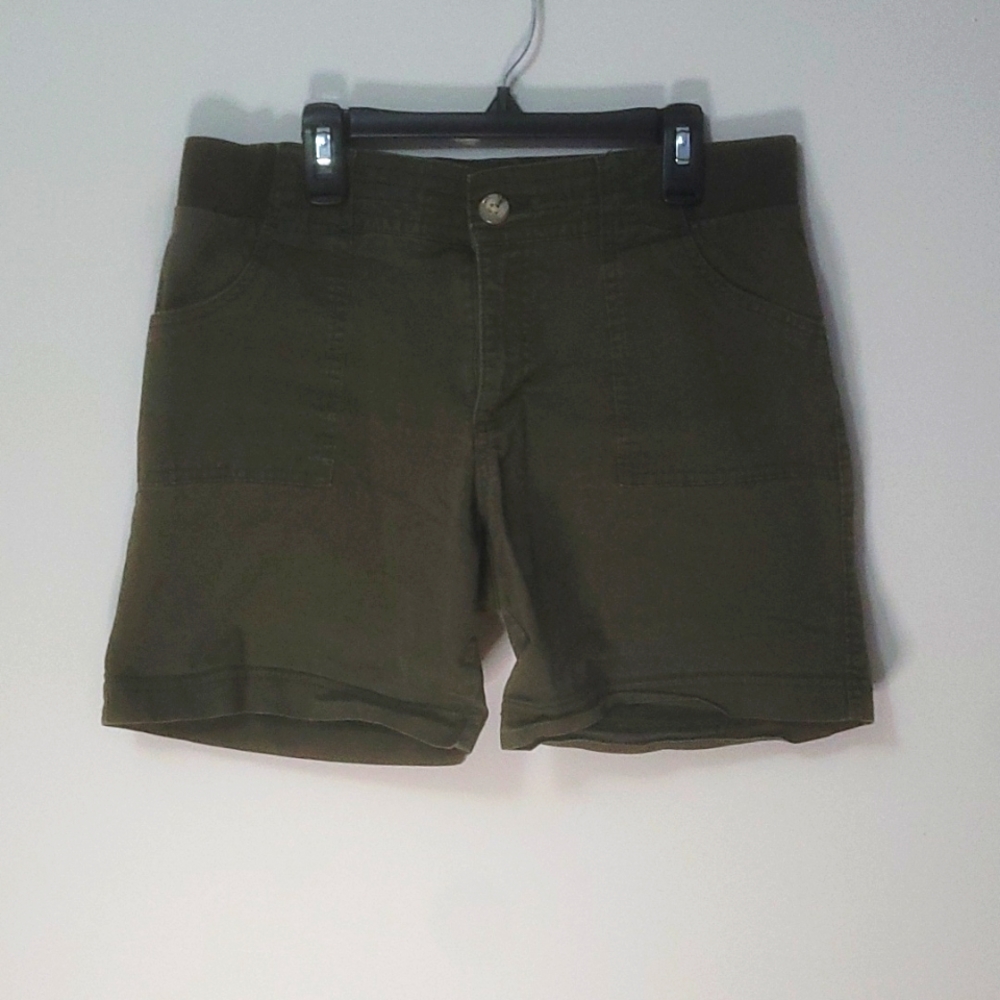 Lee riders army Green mid thigh shorts